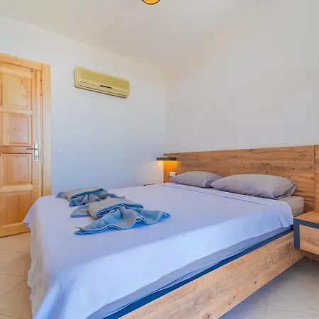 Pazar * Kalkan